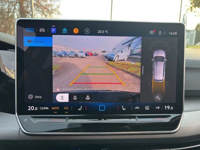 Volkswagen Golf 1.5 TSI DSG Variant