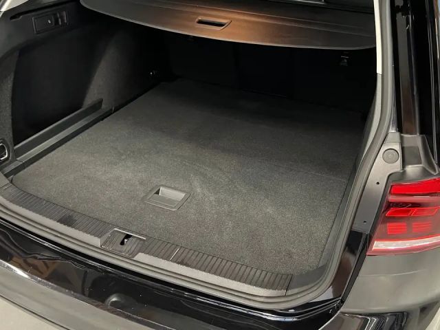 Volkswagen Passat 4Motion Business Variant