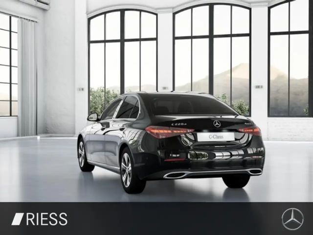 Mercedes-Benz C 220 4MATIC C 220 d Sedan