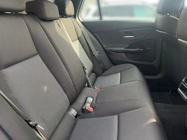 Mercedes-Benz C 200 AVANTGARDE C 200 d Estate