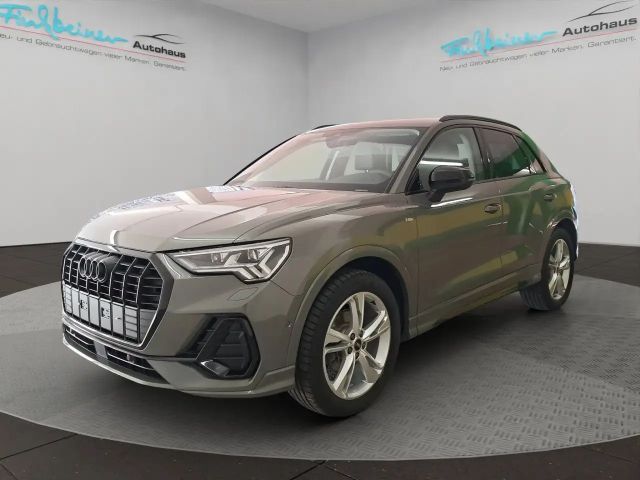 Audi Q3 35 TFSI S-Line S-Tronic