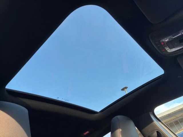 Mercedes-Benz A 35 AMG 4MATIC AMG Line