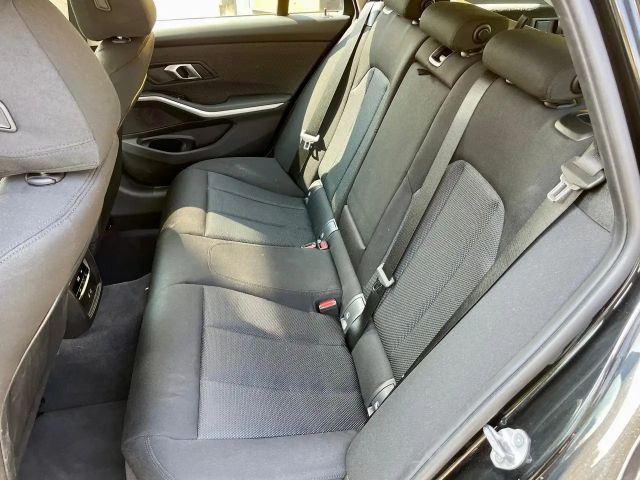 BMW 318 318d Touring