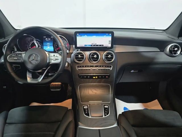 Mercedes-Benz GLC 300 4MATIC