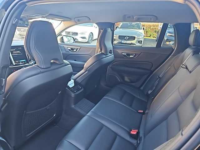 Volvo V60 AWD Dark Plus T6
