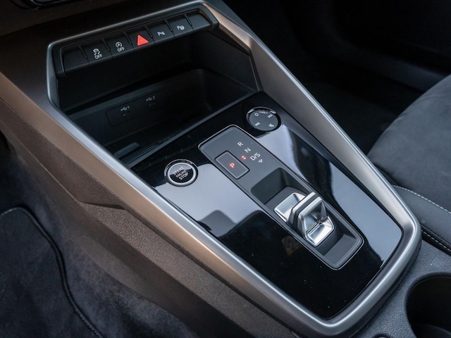 Audi A3 30 TFSI S-Line S-Tronic Sportback