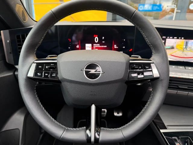 Opel Astra Sports Tourer Ultimate