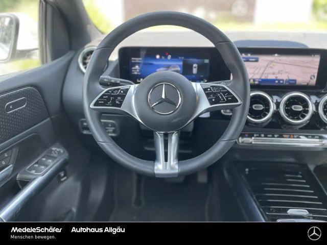 Mercedes-Benz B 180 Progressive