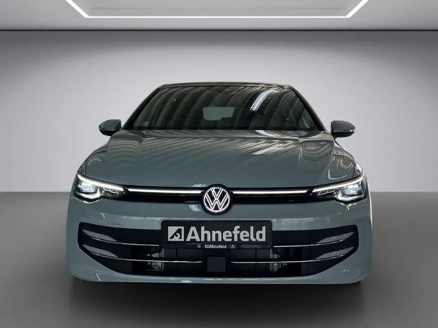 Volkswagen Golf 1.5 eTSI DSG Golf VIII Style