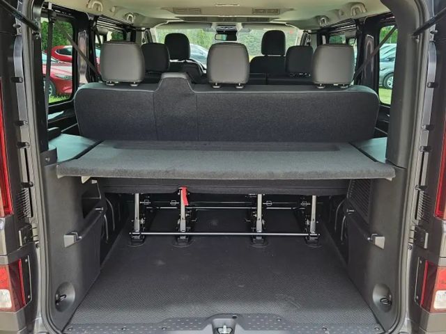 Nissan Primastar 8-zitter Tekna dCi 150