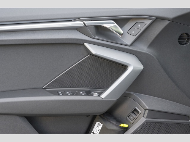 Audi A3 30 TFSI S-Line S-Tronic Sportback