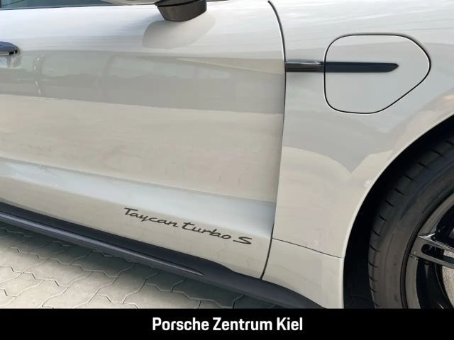 Porsche Taycan S Sport Turismo Turbo