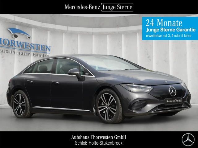 Mercedes-Benz EQE 300 Sedan