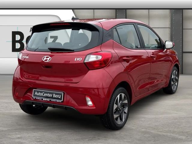 Hyundai i10 1.0 2WD Trend