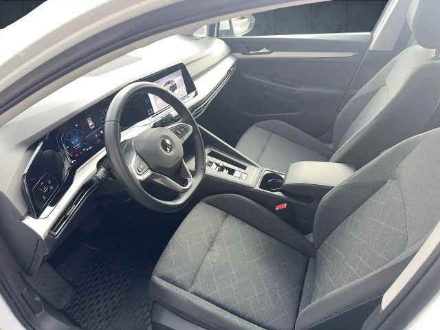 Volkswagen Golf 2.0 TDI DSG Life Variant