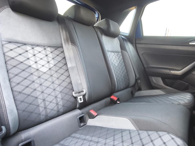 Volkswagen Polo 1.0 TSI DSG IQ.Drive R-Line