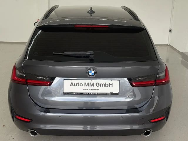 BMW 320 320d Touring xDrive