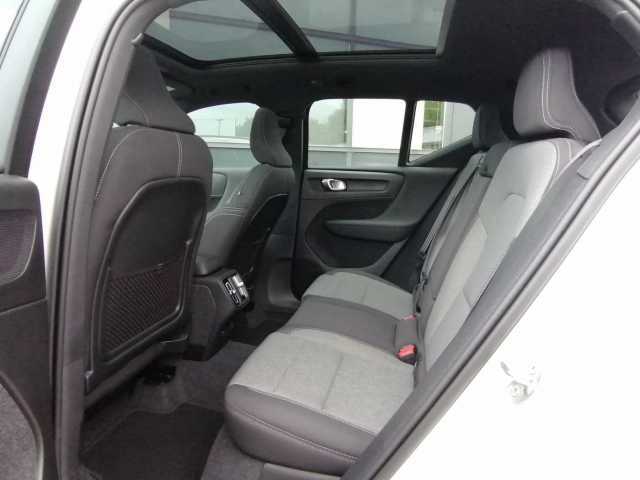 Volvo XC40 Dark Plus