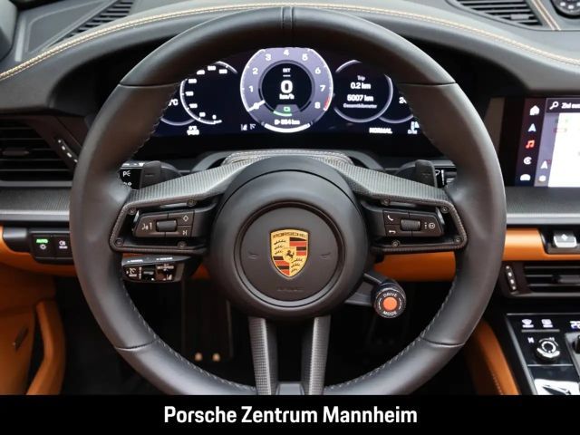 Porsche 992 Cabrio Carrera GTS