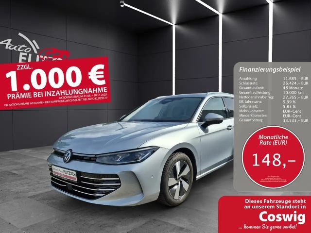 Volkswagen Passat VOLL MatrixLED Standhzg AHK Pano Leder HUD ACC ...