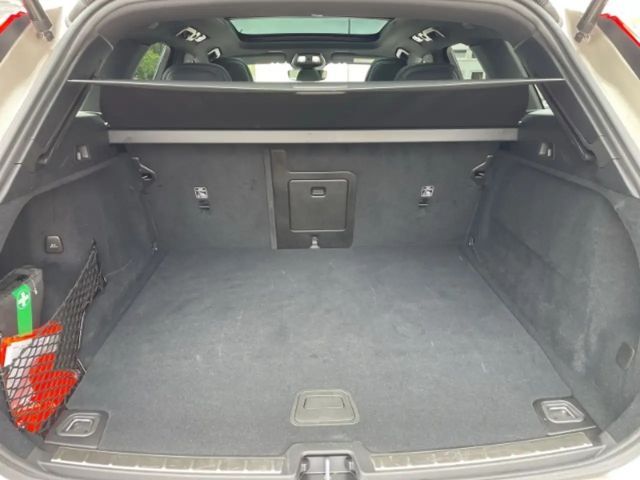 Volvo XC60 Dark Plus T8