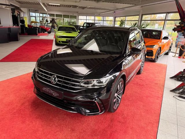 Volkswagen Tiguan 4Motion R-Line