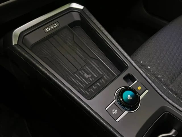 Volkswagen T-Roc 1.5 eTSI DSG Life