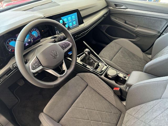 Volkswagen Golf 1.5 TSI Golf VIII Variant