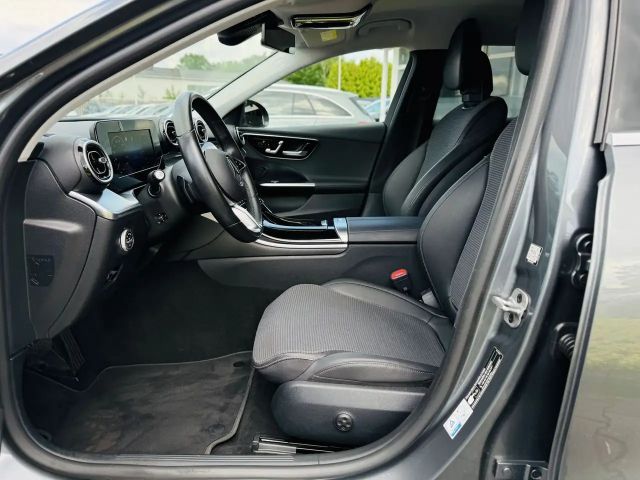 Mercedes-Benz C 220 AVANTGARDE C 220 d Estate