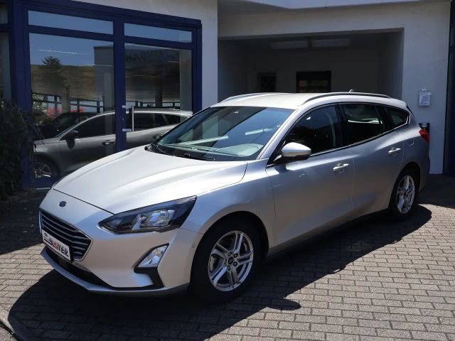 Ford Focus Cool & Connect