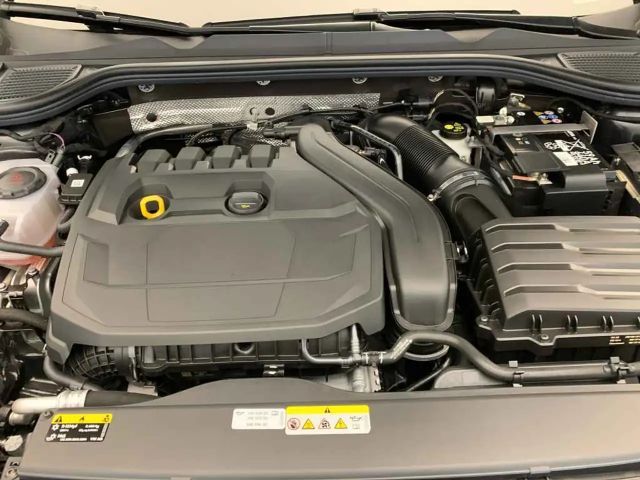 Volkswagen Golf DSG Golf VIII Life Variant