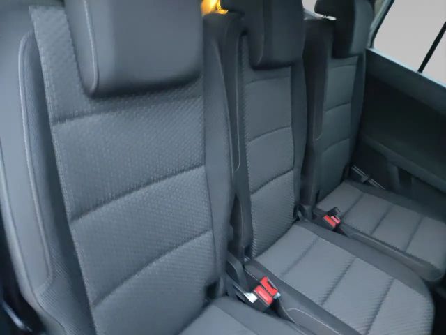 Volkswagen Touran 1.5 TSI Comfortline