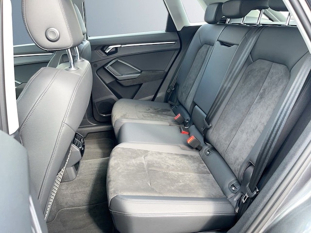 Audi RS Q3 Quattro S-Tronic