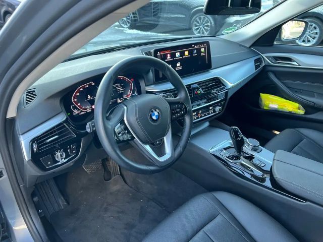 BMW 520 520d 520i Touring xDrive