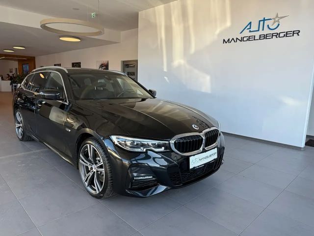 BMW 330 330e Touring