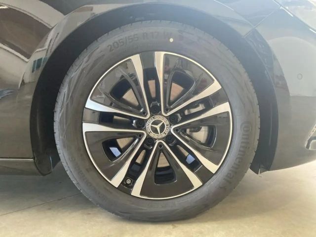 Mercedes-Benz B 180 Progressive