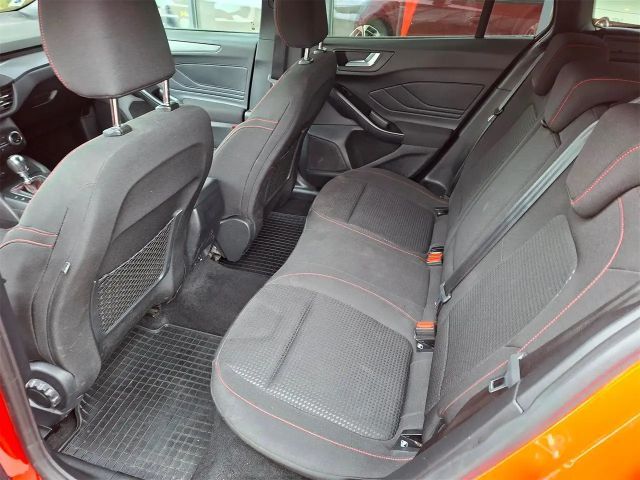 Ford Focus EcoBoost ST Line Wagon