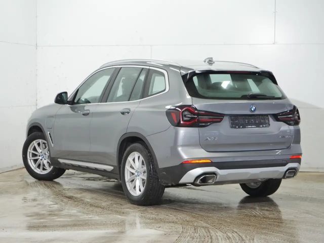 BMW X3 xDrive30e