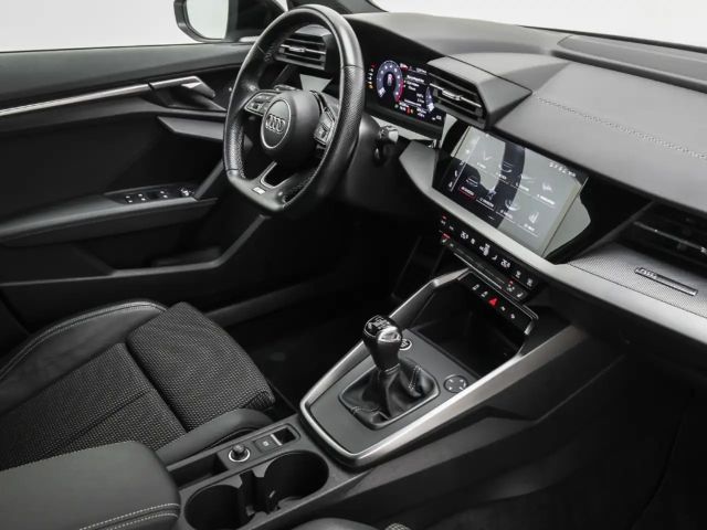 Audi A3 35 TFSI S-Line Sedan Sportback