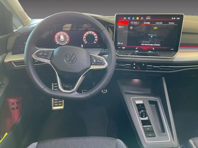 Volkswagen Golf 1.5 eTSI DSG