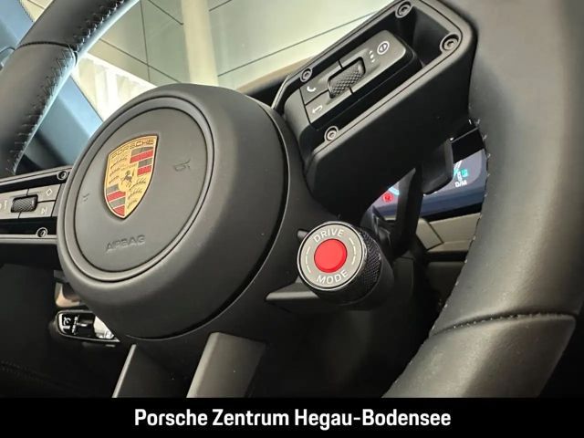 Porsche 992 Cabrio Carrera GTS