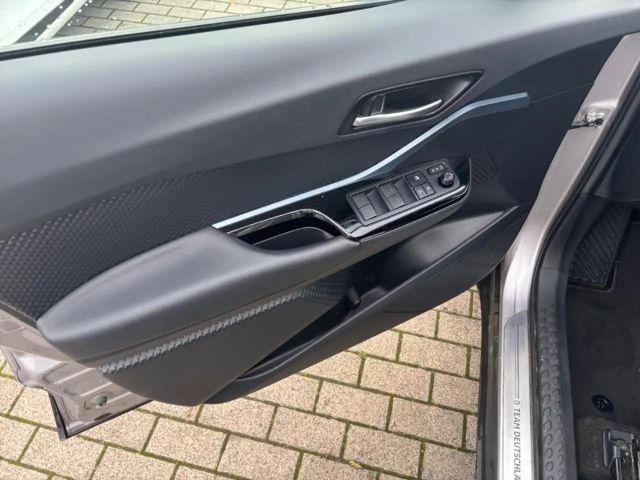 Toyota C-HR Hybride Team D