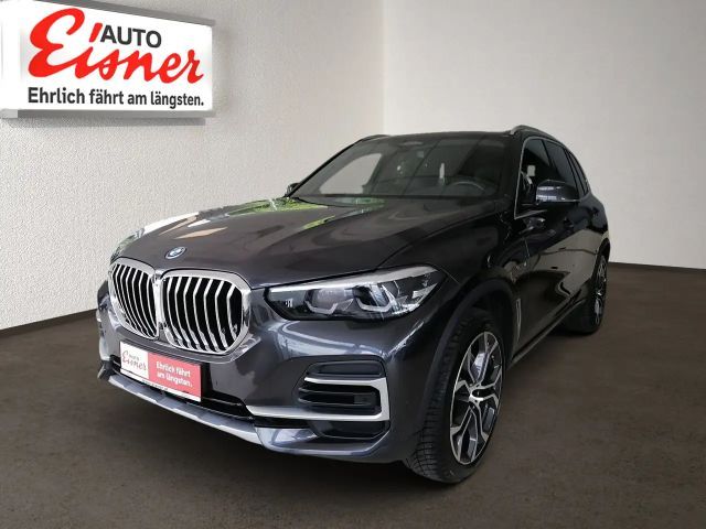 BMW X5 xDrive45e
