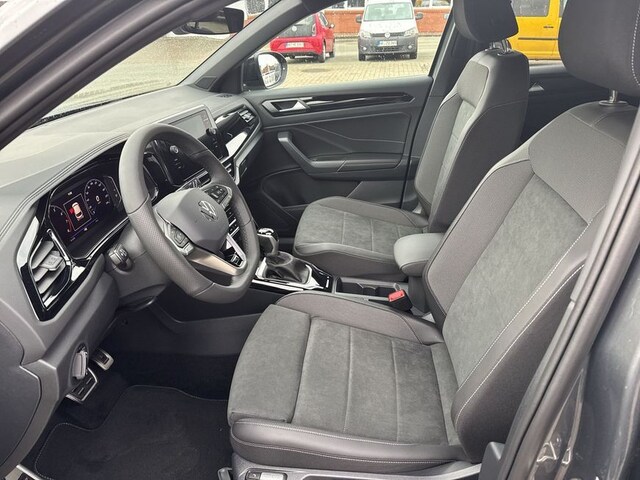 Volkswagen T-Roc 1.5 TSI DSG IQ.Drive R-Line