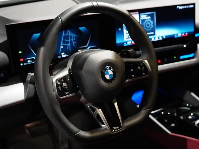 BMW 520 520d M-Sport Sedan xDrive