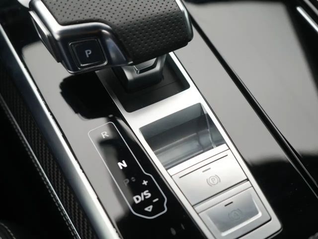 Audi RS Q8 305KM/H AHK KERAMIK LUFT DYNAMIK PLUS