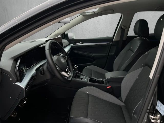 Volkswagen Golf 1.5 TSI Golf VIII