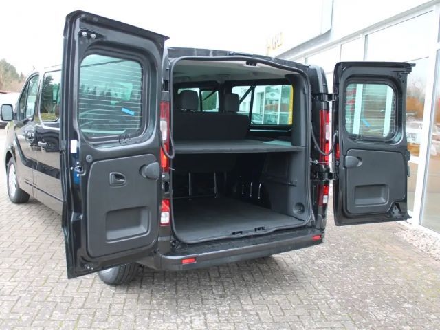 Nissan Primastar 8-zitter L2H1 Tekna