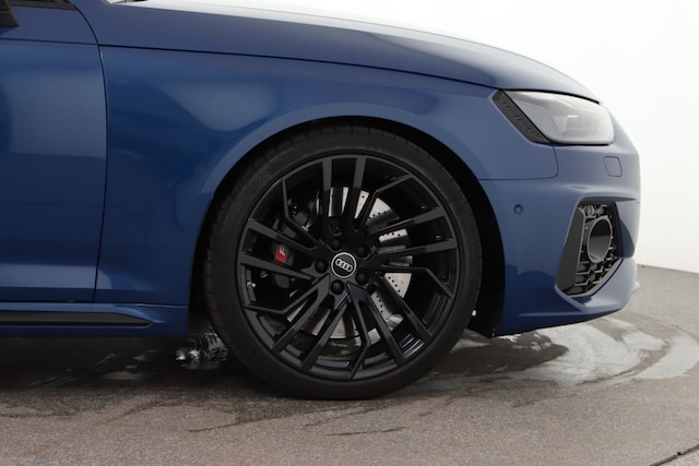 Audi RS4 Avant Quattro