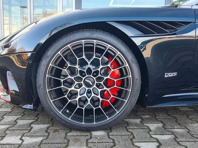 Aston Martin DBS V12